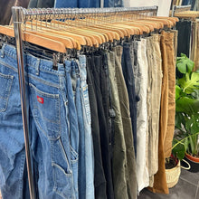 Load image into Gallery viewer, Pure Vintage Clothing